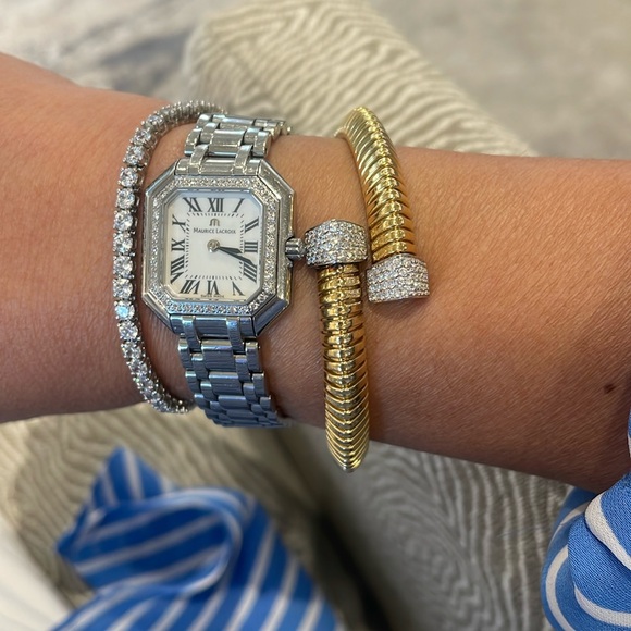 Afarin Collection Tubogas Diamond Bypass Cuff Bangle Bracelet in 18k - Picture 4 of 16